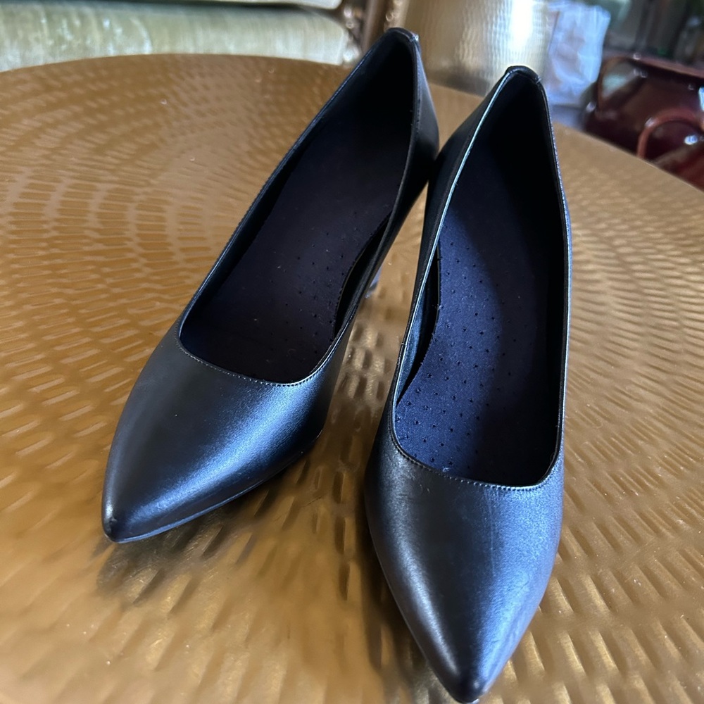 Michael Kors Classic Black Heels